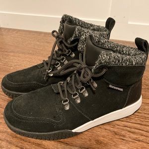 Women Weatherproof boot sneakers